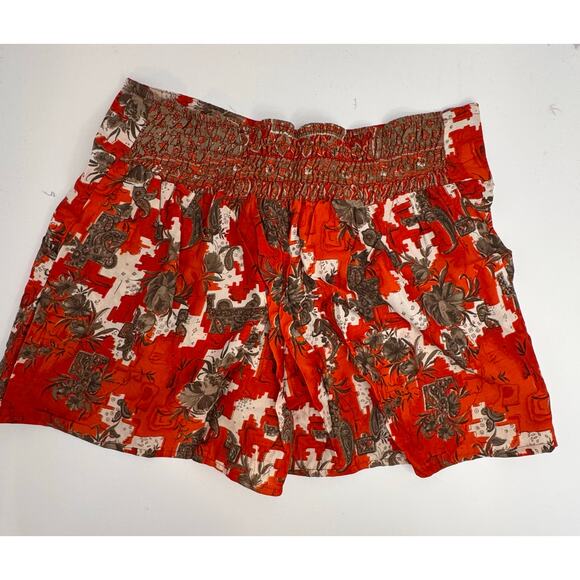 Bohemian Red Paisley Patchwork Shorts with Tassel Bead Accents Festival Style - Picture 5 of 5